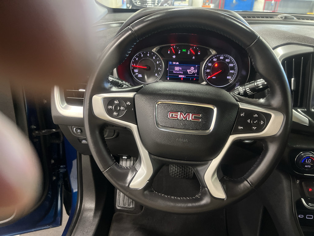 Certified 2020 GMC Terrain SLE w/ Driver Convenience Package AWD/4WD image 36