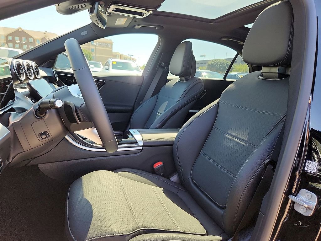 Used 2025 Mercedes-Benz C 300 Sedan image 16