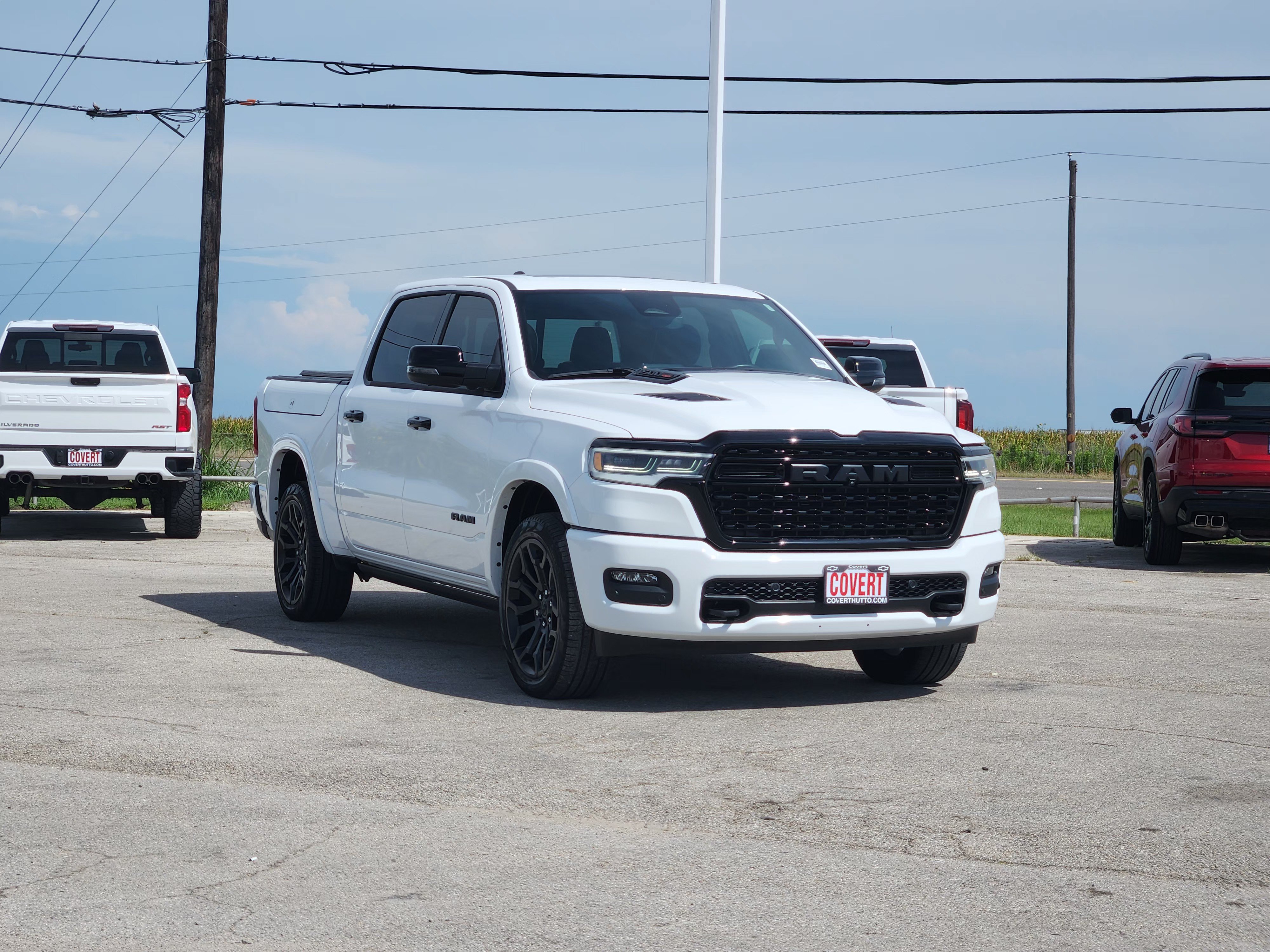 Used 2025 RAM 1500 Limited AWD/4WD image 3