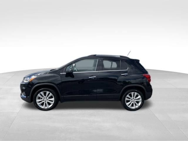 Used 2018 Chevrolet Trax Premier AWD/4WD image 2