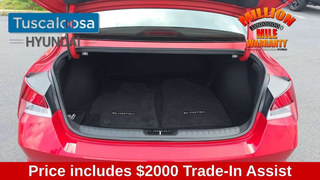 Used 2023 Hyundai Elantra SEL FWD image 10