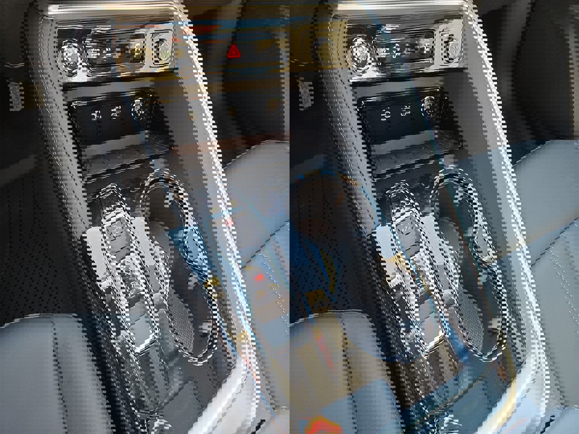 New 2025 Audi Q5 Premium image 22