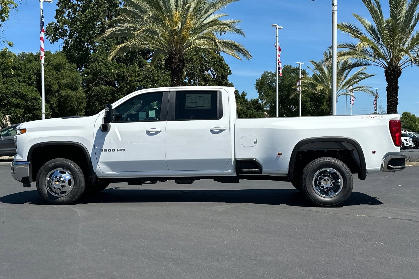New 2026 Chevrolet Silverado 3500 LT w/ All Star Edition image 6
