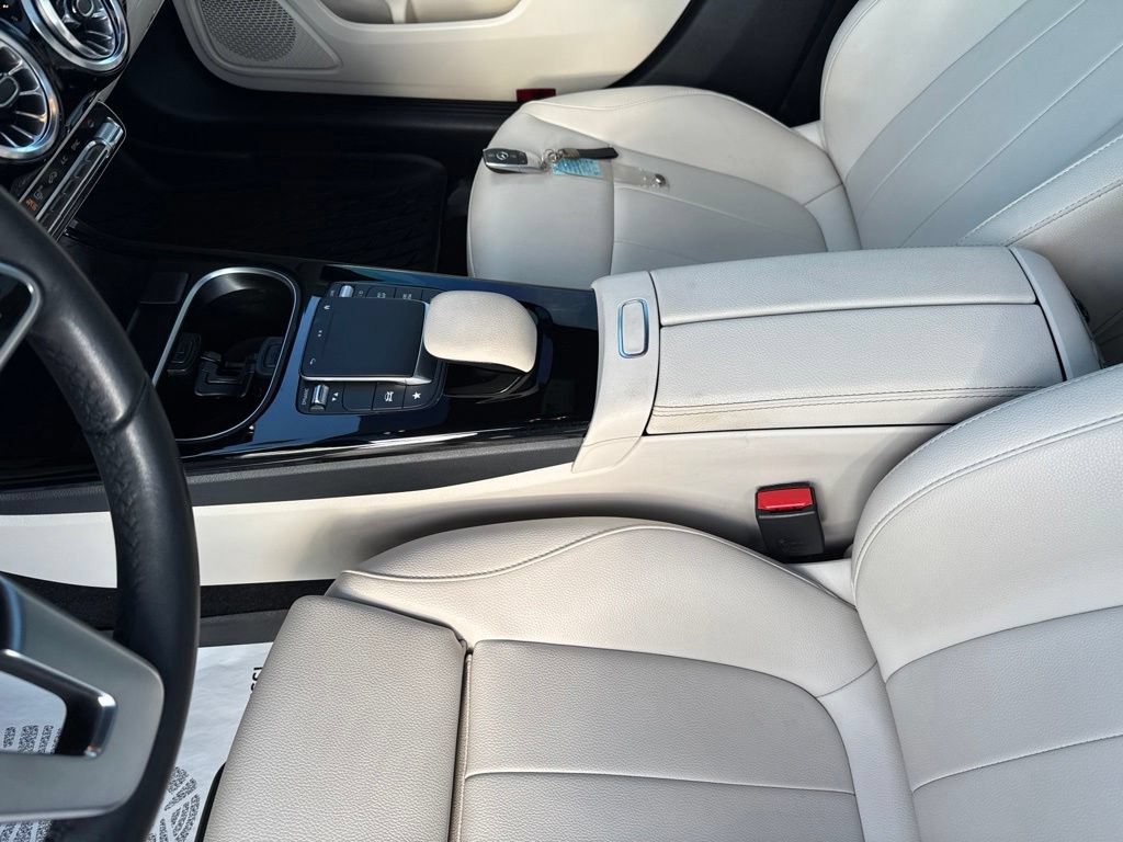 Used 2022 Mercedes-Benz A 220 image 28