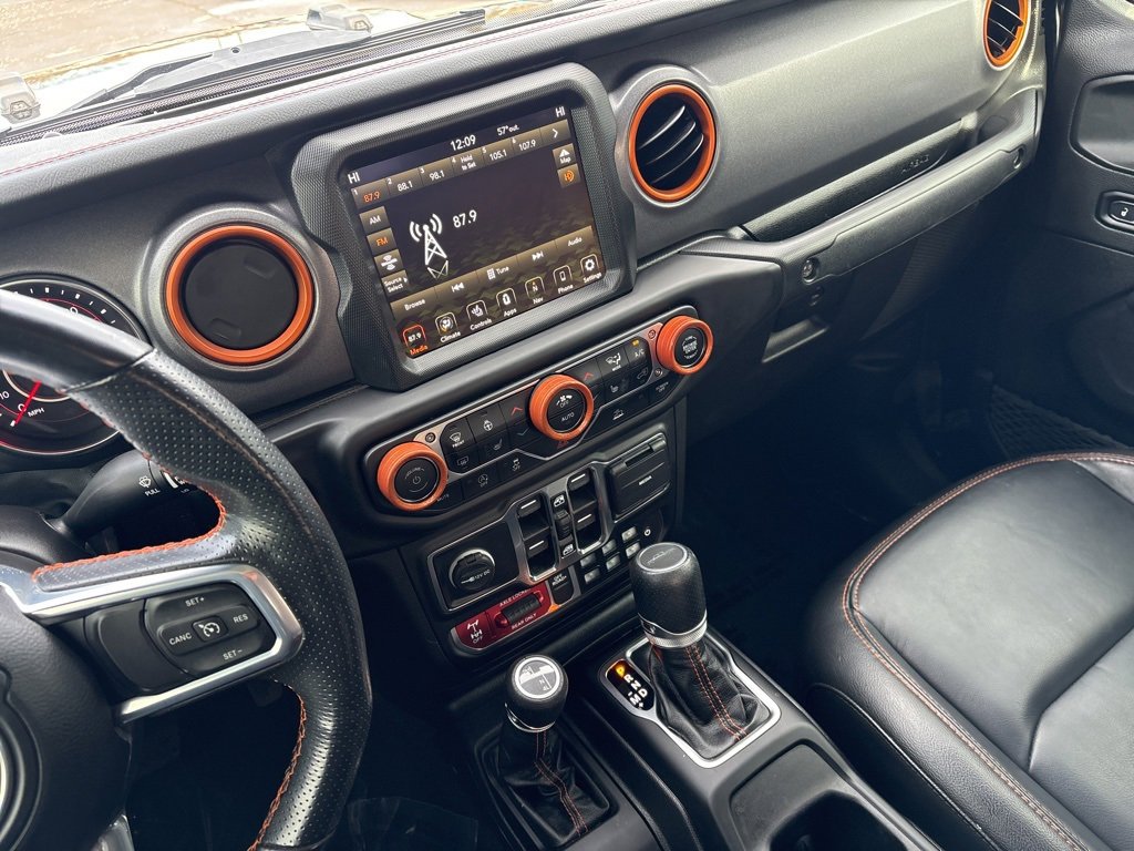 Used 2022 Jeep Gladiator Mojave w/ LED Lighting Group image 17