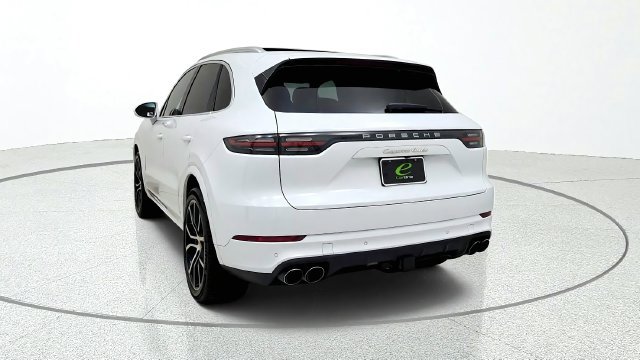 Used 2019 Porsche Cayenne Turbo AWD/4WD image 6