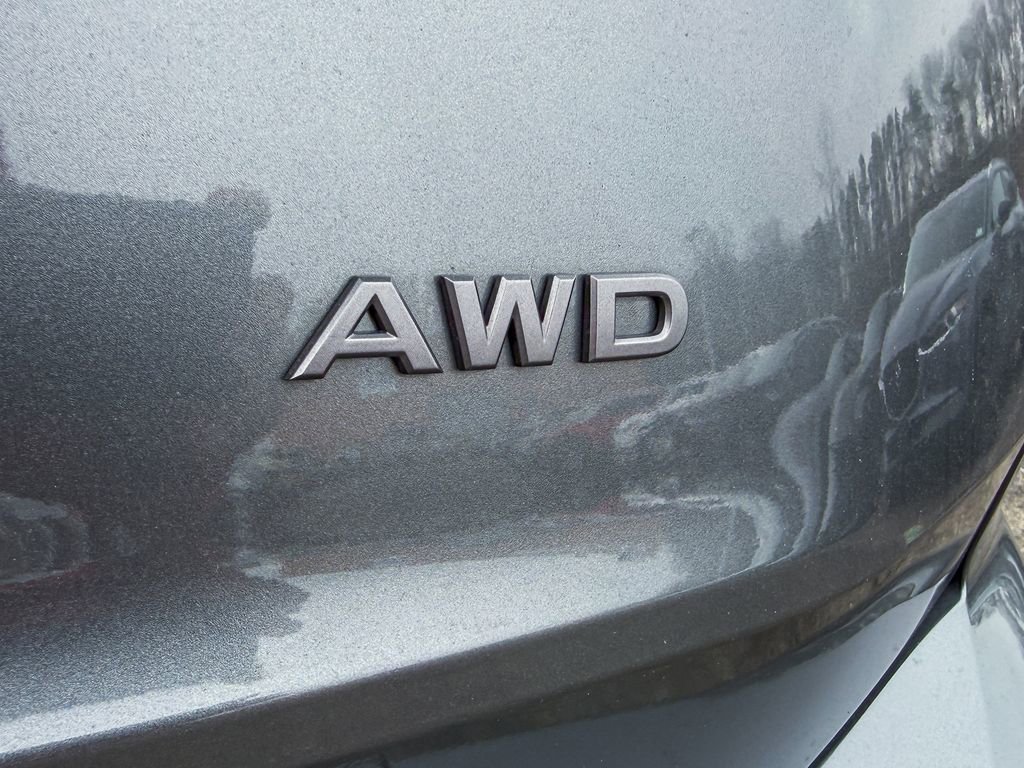 Certified 2025 Nissan Rogue S image 7