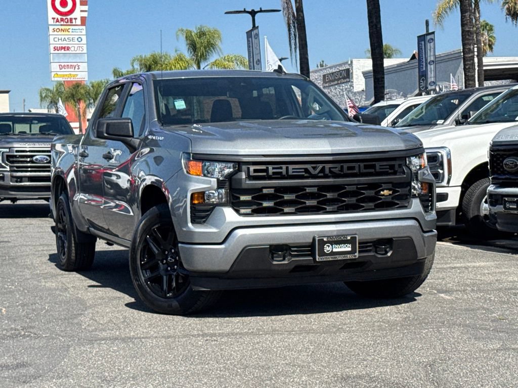 Used 2025 Chevrolet Silverado 1500 Custom RWD image 3