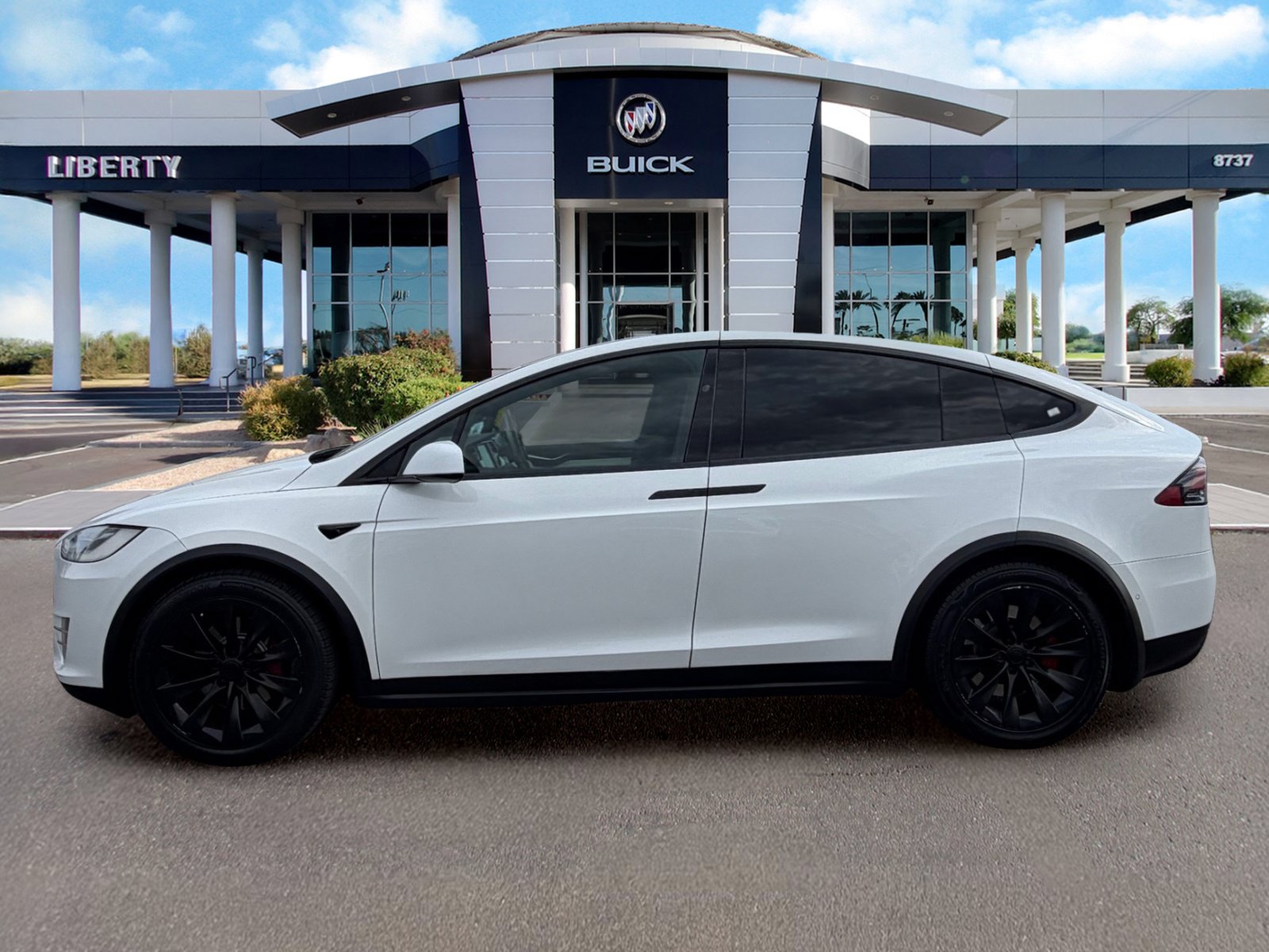 Used 2018 Tesla Model X 100D AWD/4WD image 7