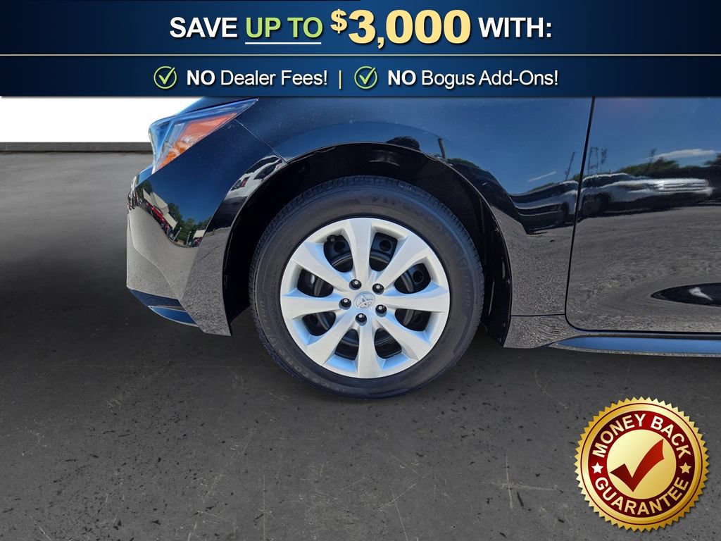 Used 2026 Toyota Corolla LE FWD image 13