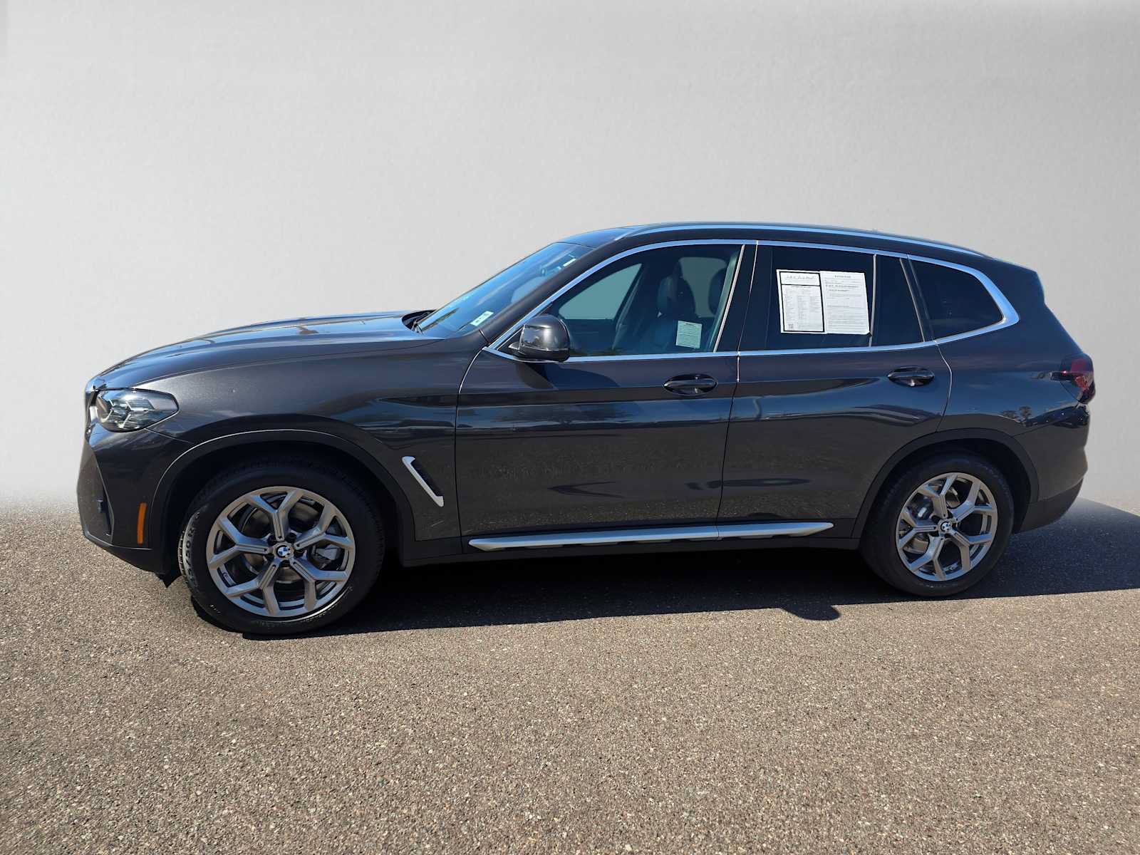 Used 2022 BMW X3 xDrive30i w/ Premium Package AWD/4WD image 6