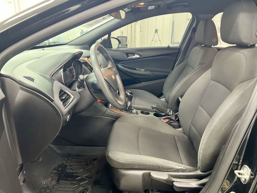 Used 2016 Chevrolet Cruze LT w/ RS Package FWD image 19