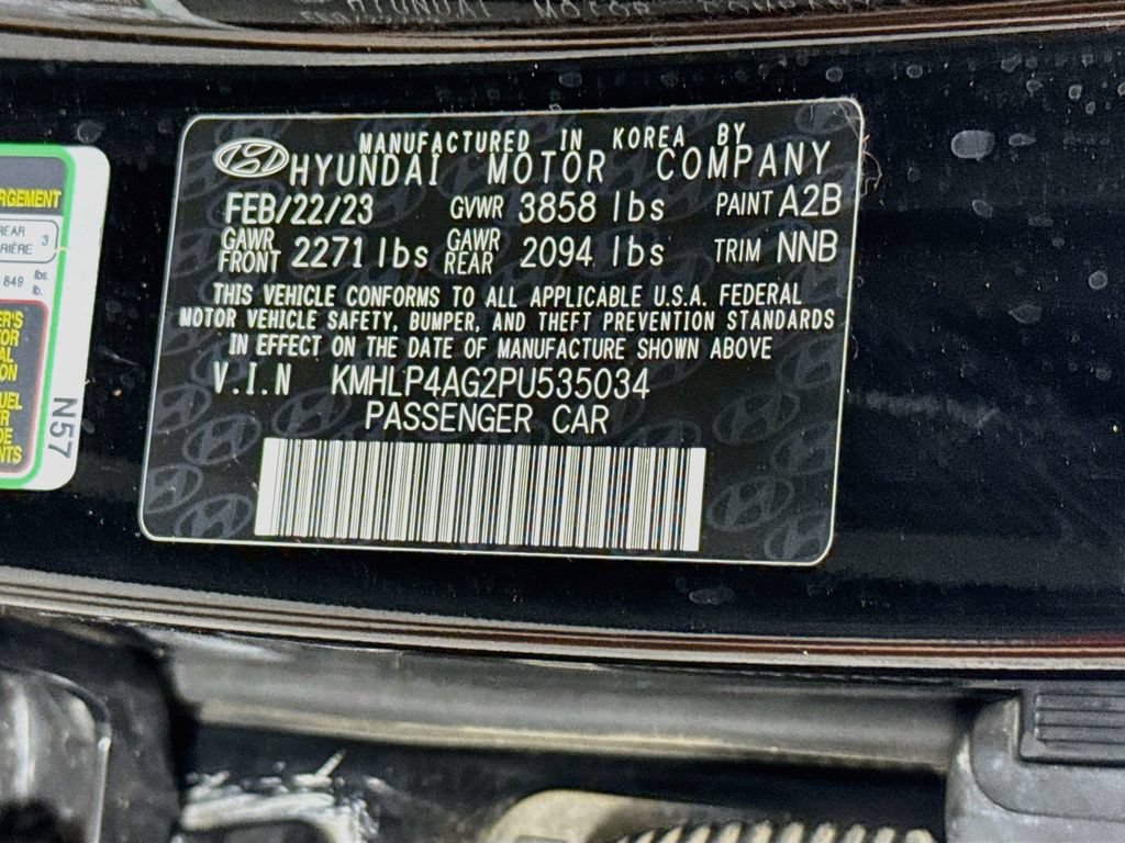 Used 2023 Hyundai Elantra Limited FWD image 30