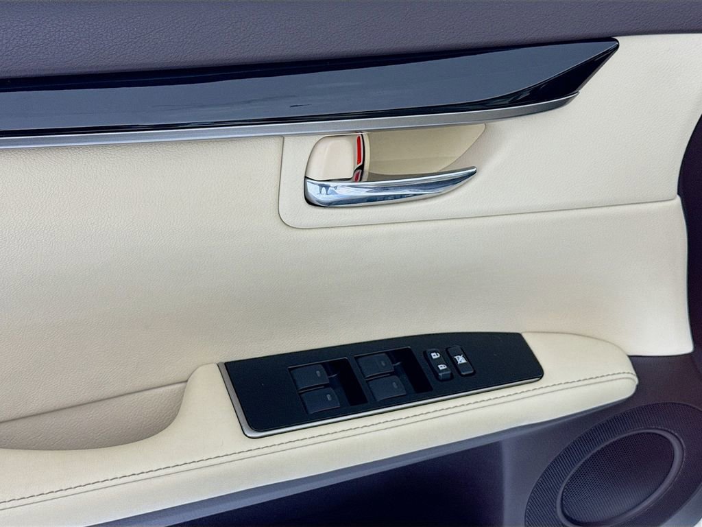 Used 2016 Lexus ES 350 w/ Accessory Package image 23