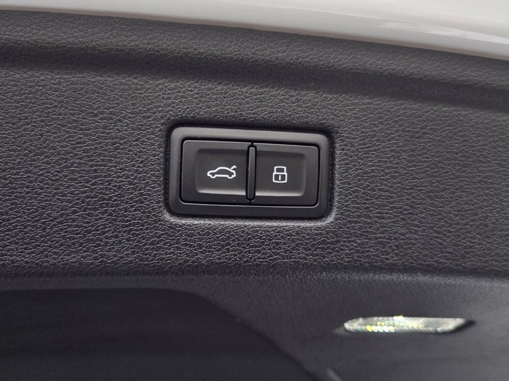 Used 2024 Audi S5 Premium Plus w/ Premium Plus Package AWD/4WD image 38