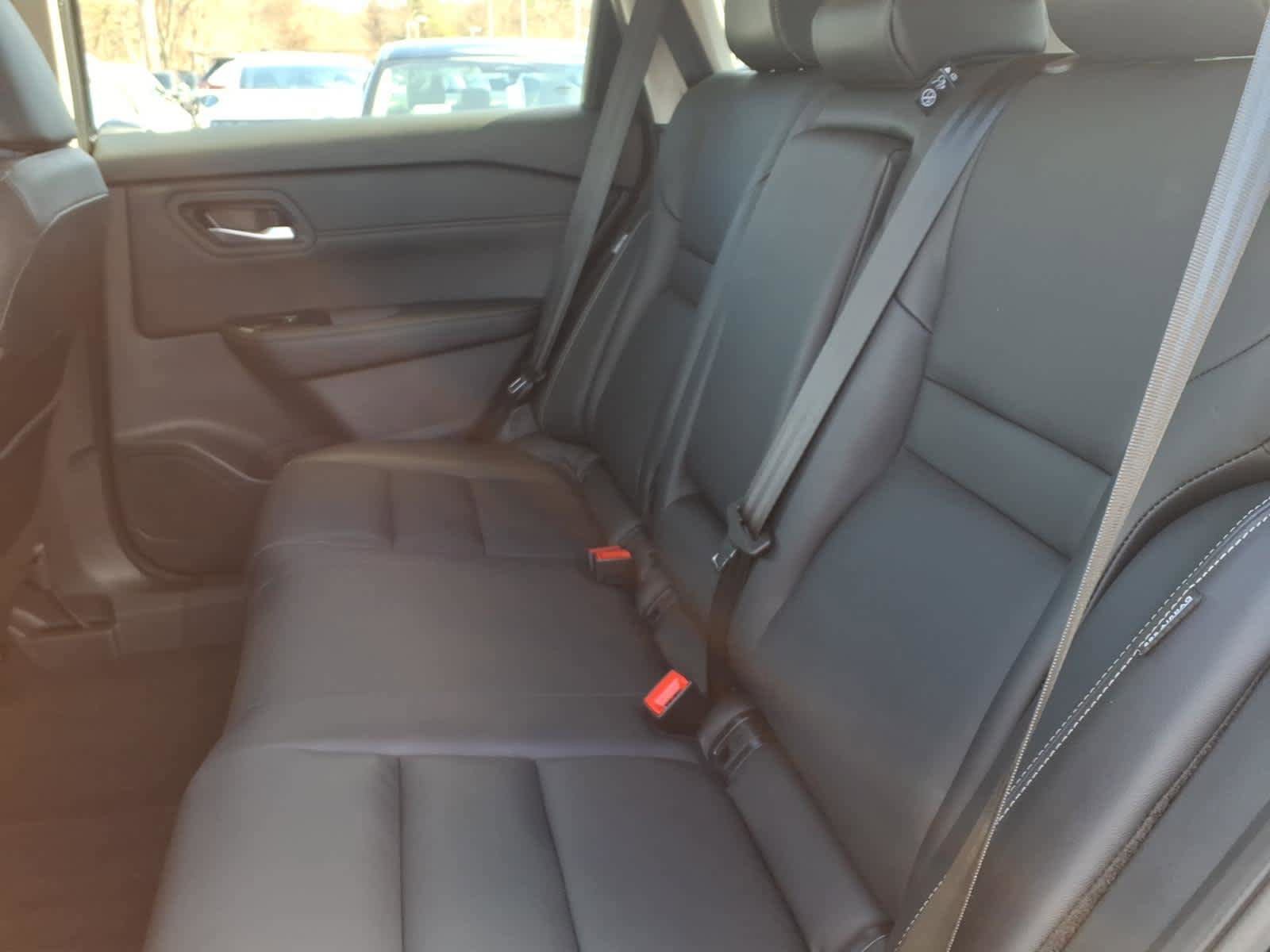 Certified 2026 Nissan Rogue SL image 20
