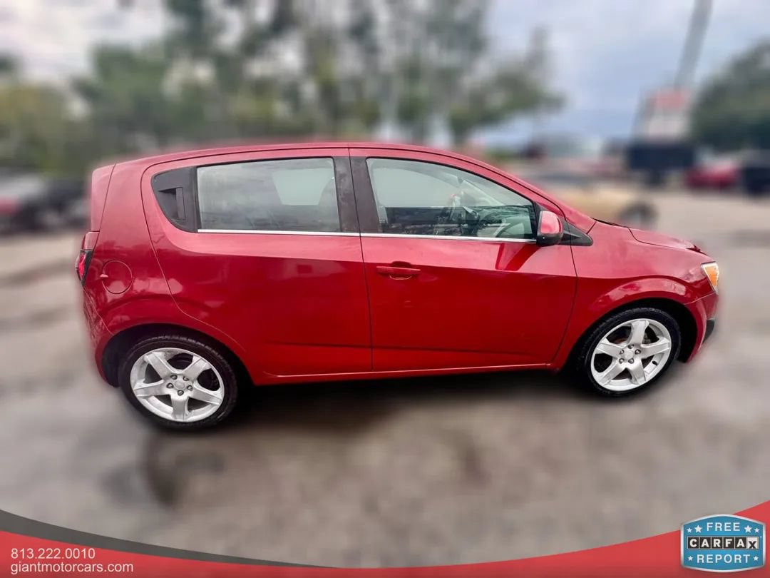 Used 2014 Chevrolet Sonic LTZ FWD image 4
