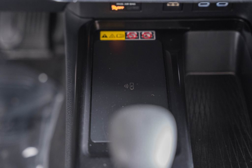 Used 2025 Toyota Camry LE FWD image 23