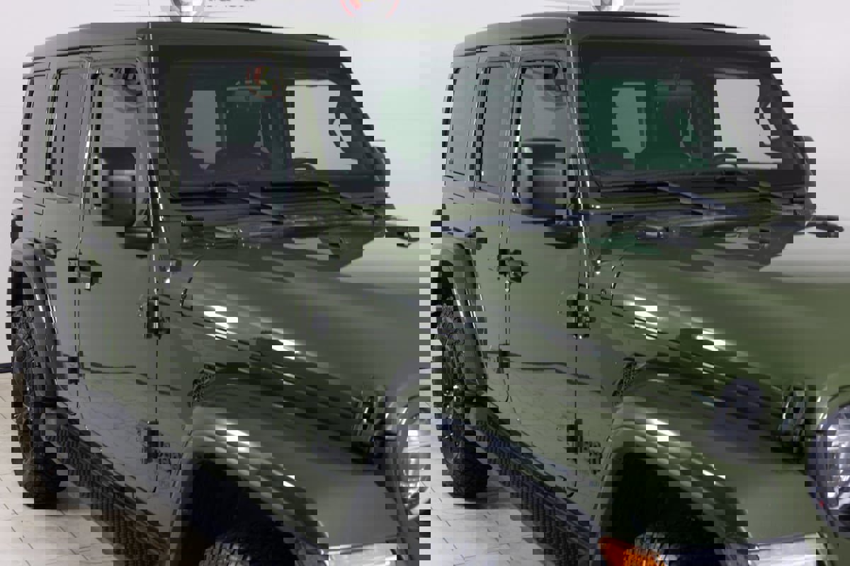 Used 2021 Jeep Wrangler Unlimited Sahara image 39