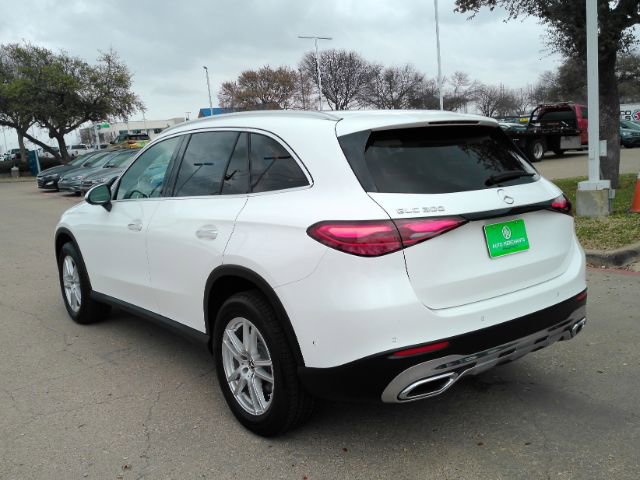 Used 2024 Mercedes-Benz GLC 300 image 13