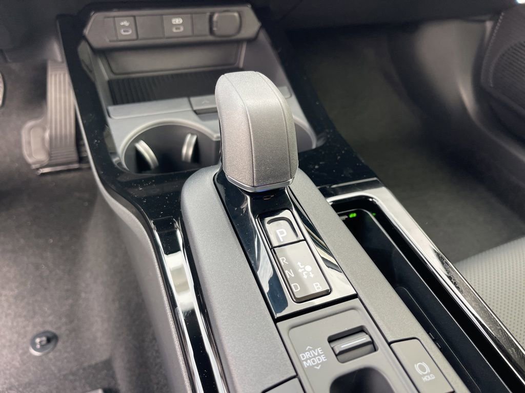 New 2026 Toyota Prius Plug-In Hybrid image 15