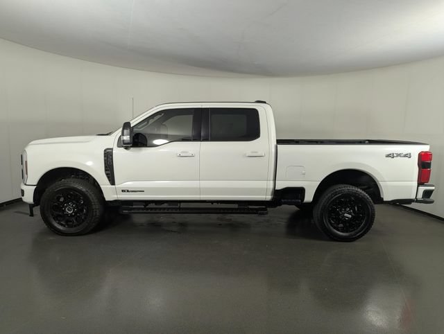 Used 2026 Ford F350 Lariat w/ Black Appearance Package AWD/4WD image 5