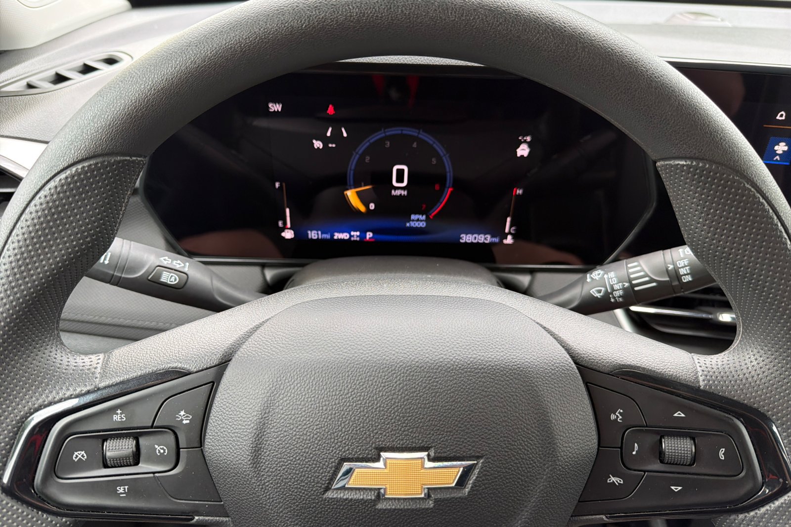 Used 2025 Chevrolet TrailBlazer LT AWD/4WD image 23