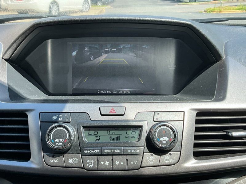 Used 2015 Honda Odyssey EX-L image 25