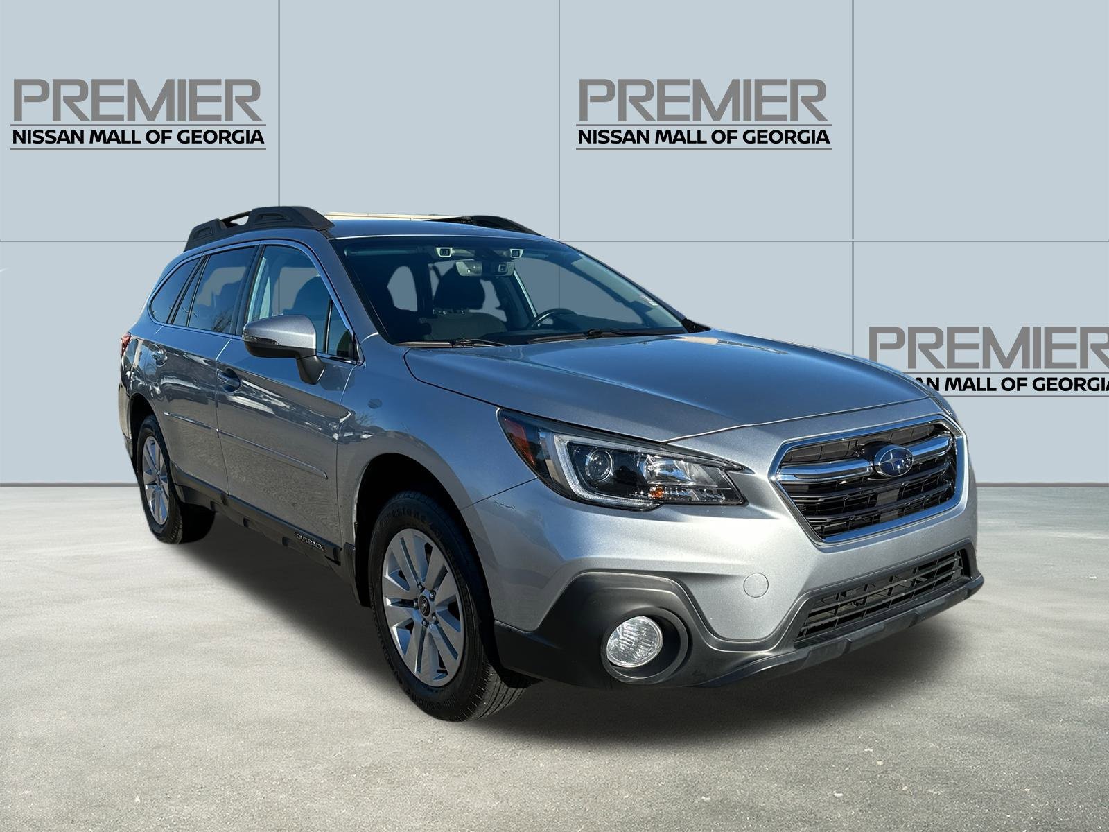 Used 2018 Subaru Outback 2.5i Premium image 3