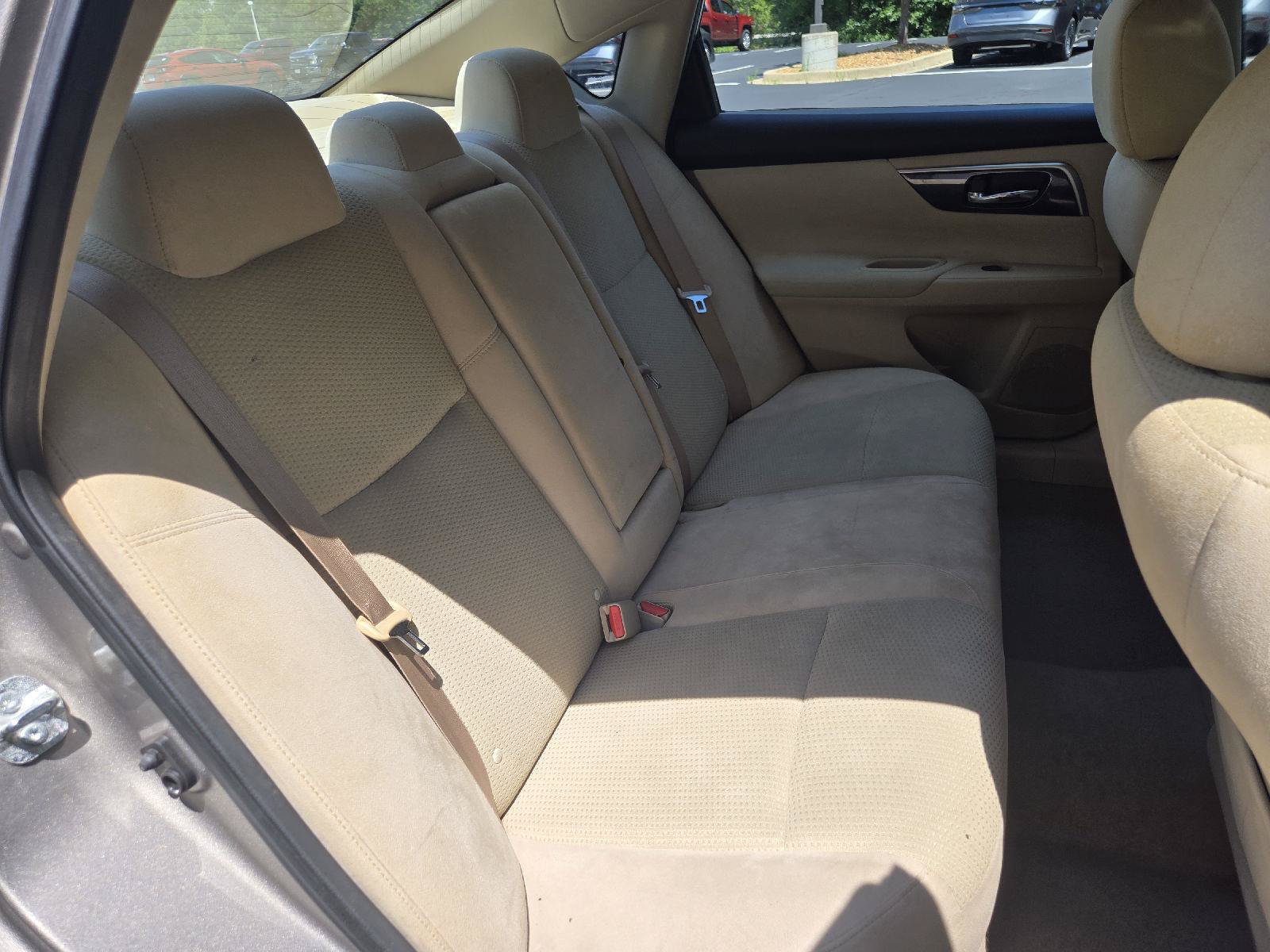 Used 2014 Nissan Altima 2.5 SV FWD image 26