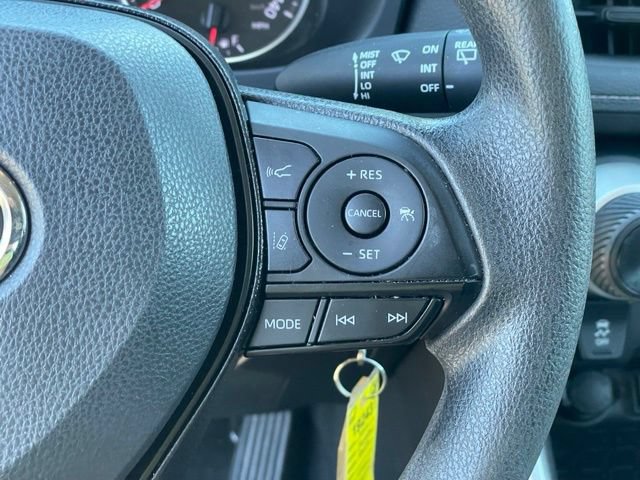 Used 2020 Toyota RAV4 LE w/ All Weather Liner Package AWD/4WD image 15