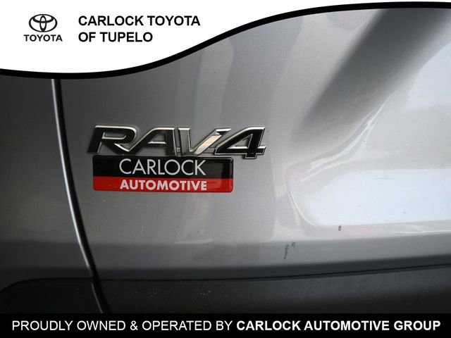 Used 2020 Toyota RAV4 LE image 28