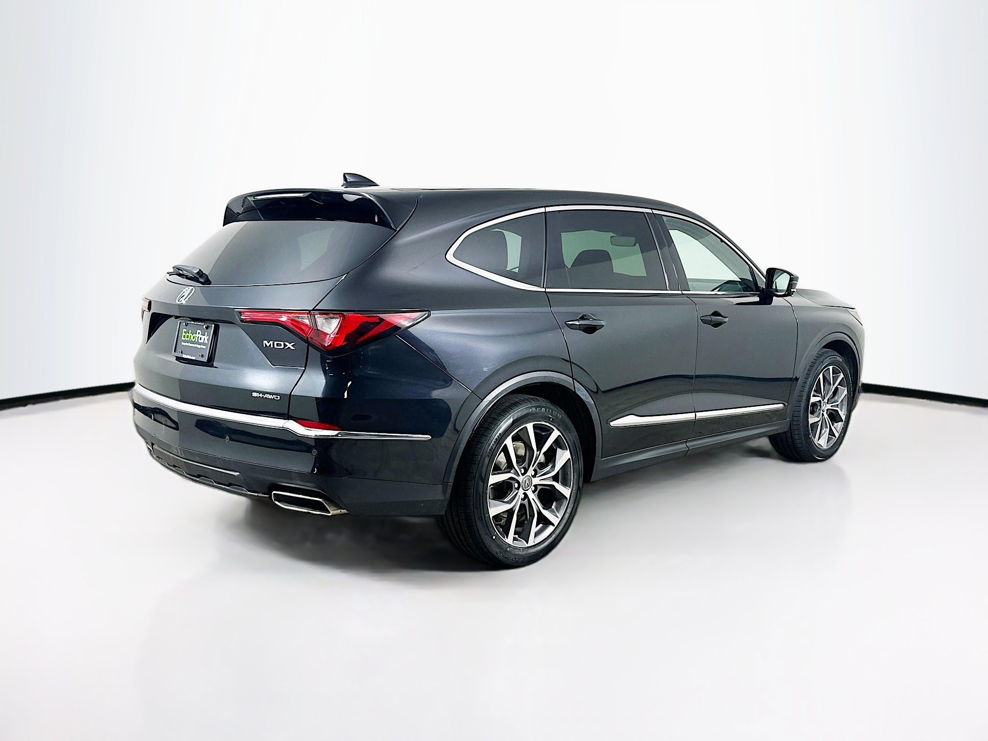Used 2023 Acura MDX SH-AWD w/ Technology Package image 9