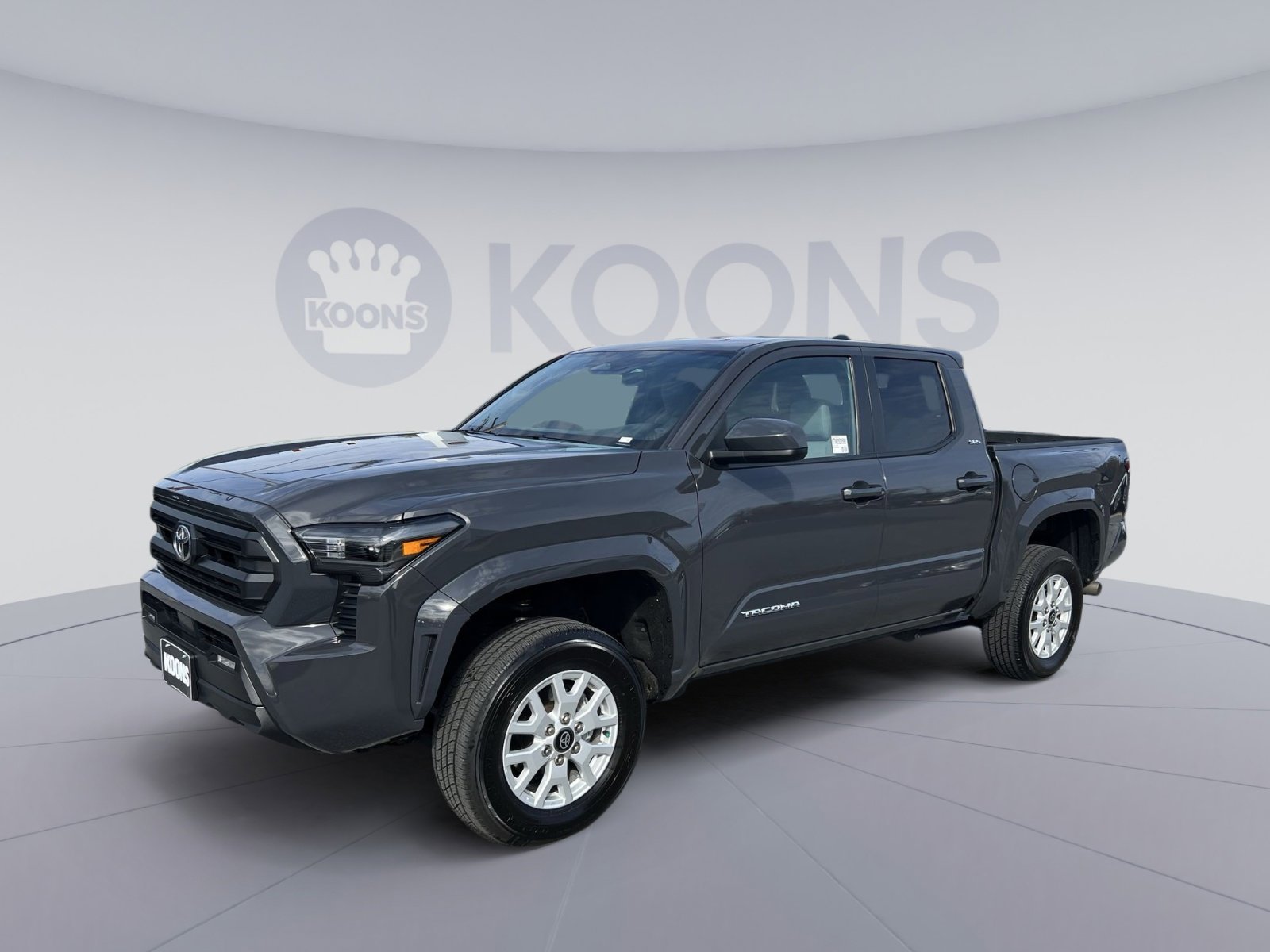 Used 2024 Toyota Tacoma SR5 image 1