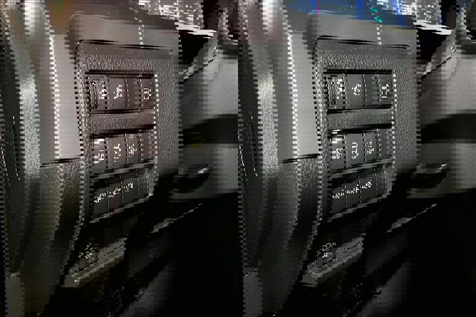 Certified 2025 Toyota Tacoma TRD Off-Road image 32