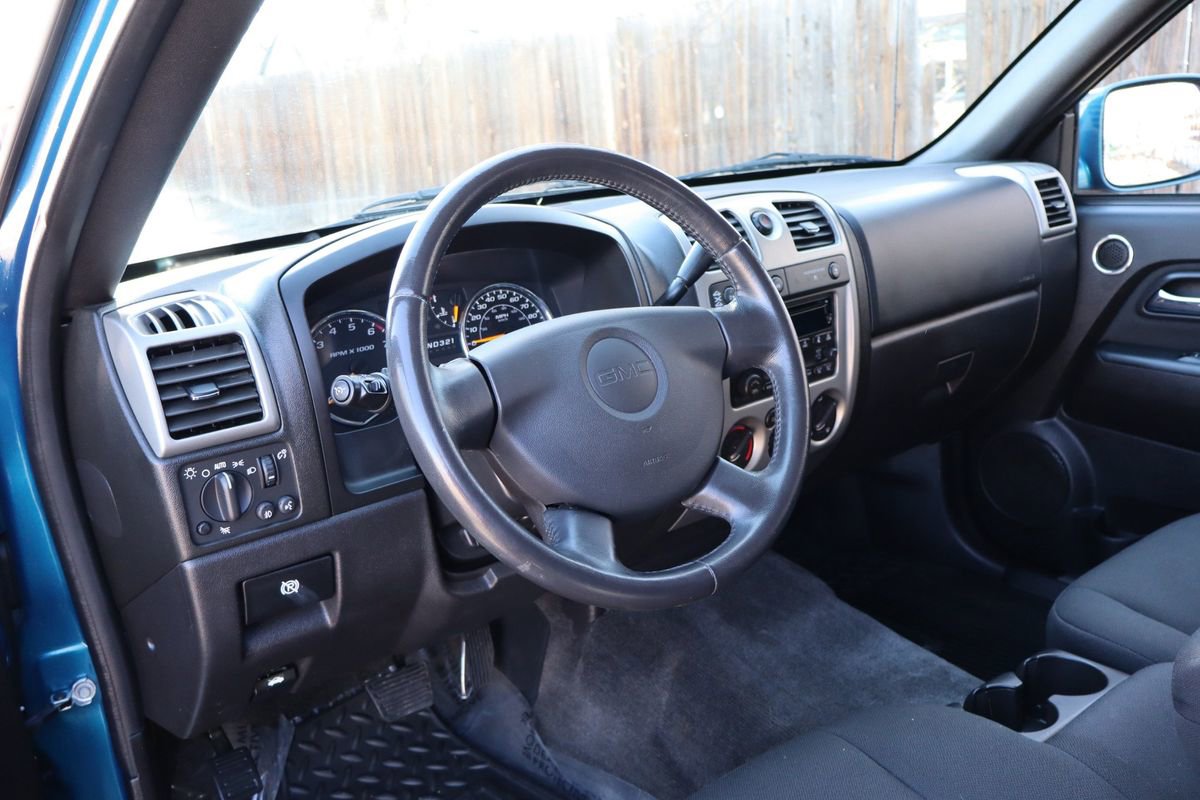 Used 2011 GMC Canyon SLE image 14