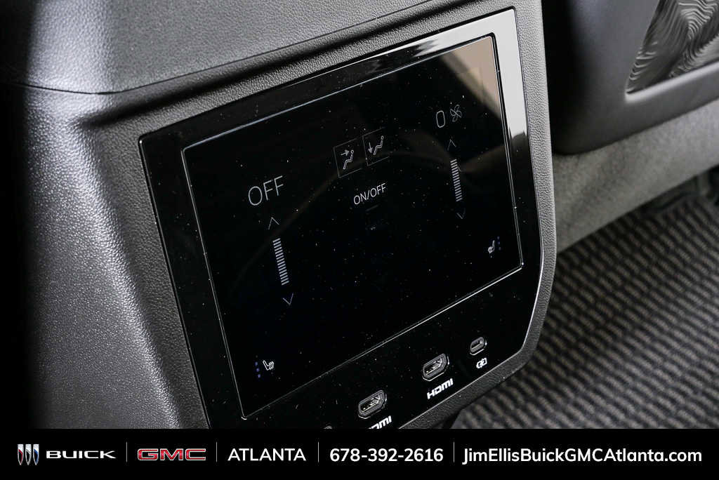 Used 2026 GMC Yukon Denali Ultimate image 21