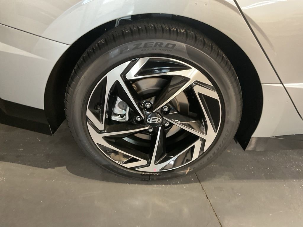 New 2025 Hyundai Sonata SEL FWD image 24