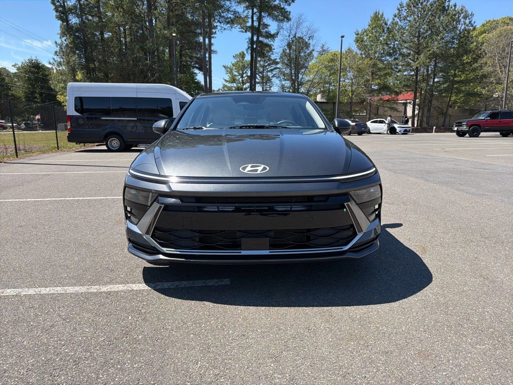 Used 2025 Hyundai Sonata SEL FWD image 3