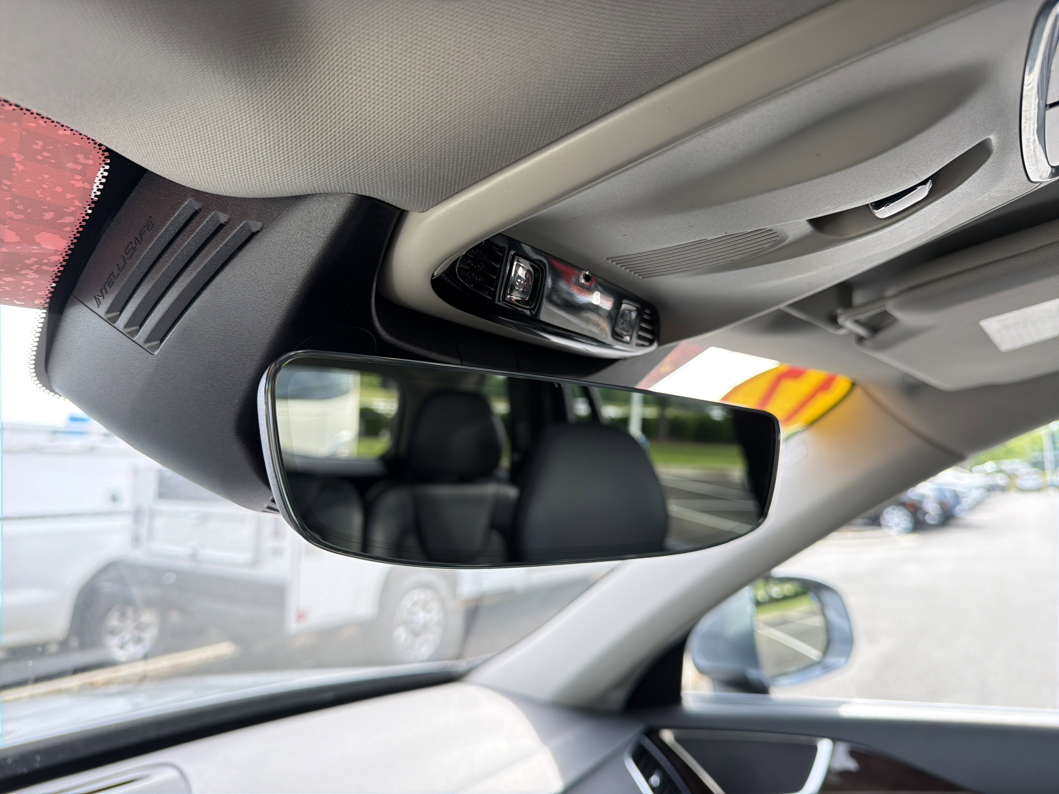 Used 2017 Volvo XC90 T5 Momentum w/ Vision Package image 27