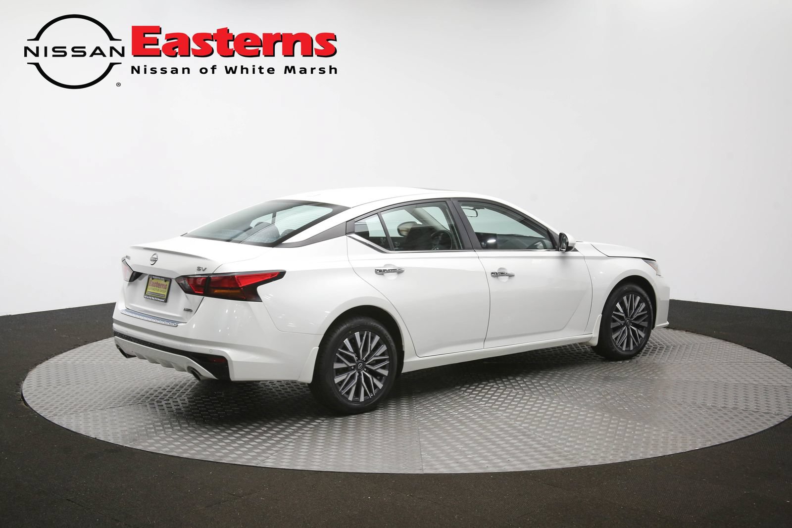 Used 2023 Nissan Altima 2.5 SV w/ SV Premium Package AWD/4WD image 42