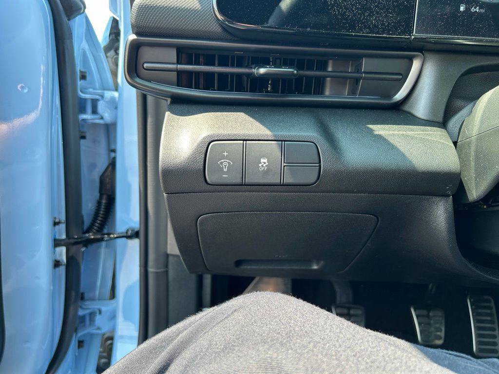 New 2026 Hyundai Elantra N FWD image 13
