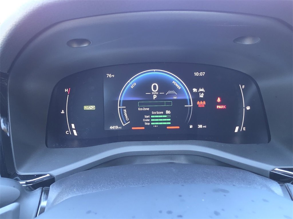 Used 2026 Toyota Camry SE image 31