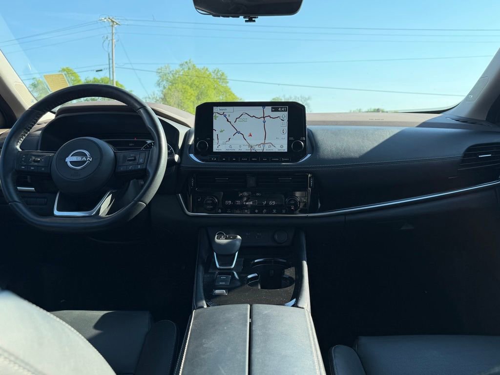 Used 2023 Nissan Rogue SL w/ SL Premium Package image 18