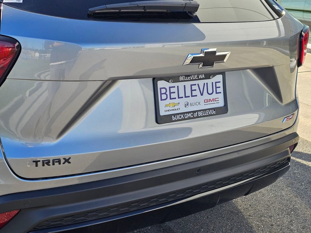 New 2026 Chevrolet Trax RS w/ Driver Confidence Package image 14