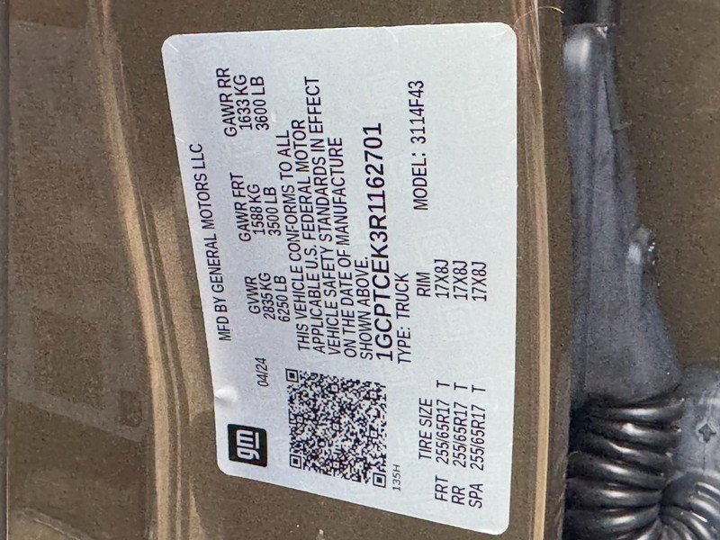 Used 2024 Chevrolet Colorado LT image 23