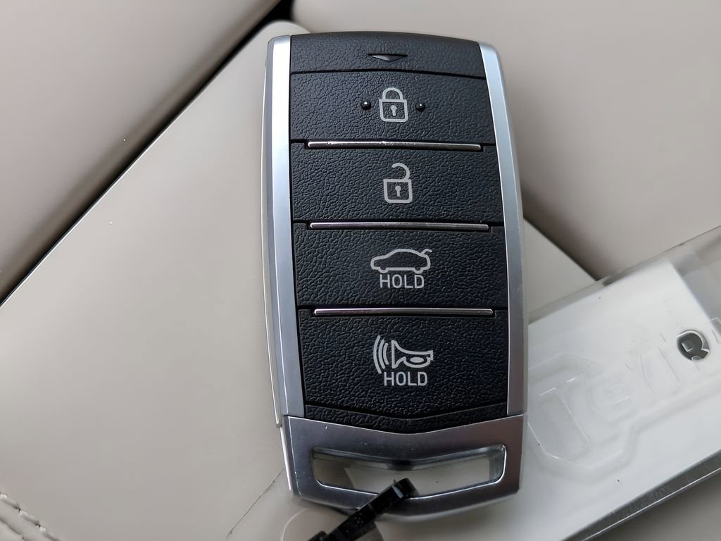 Used 2022 Genesis G90 5.0 Ultimate image 30