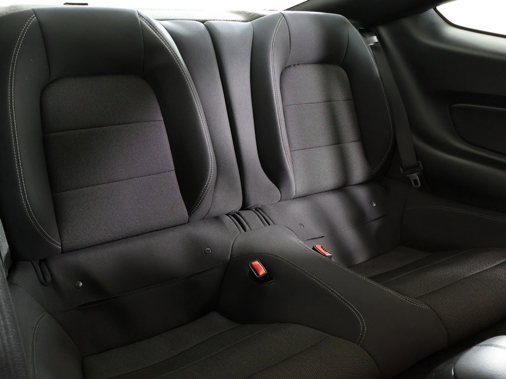 Used 2017 Ford Mustang Coupe image 28