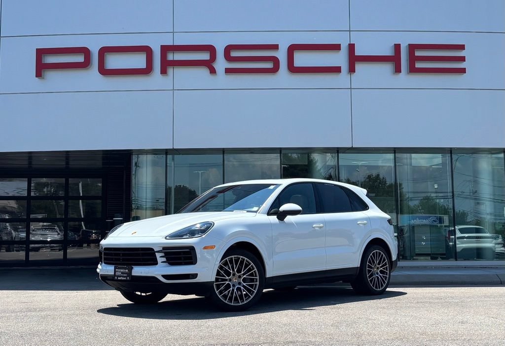Certified 2023 Porsche Cayenne S Platinum AWD/4WD image 1