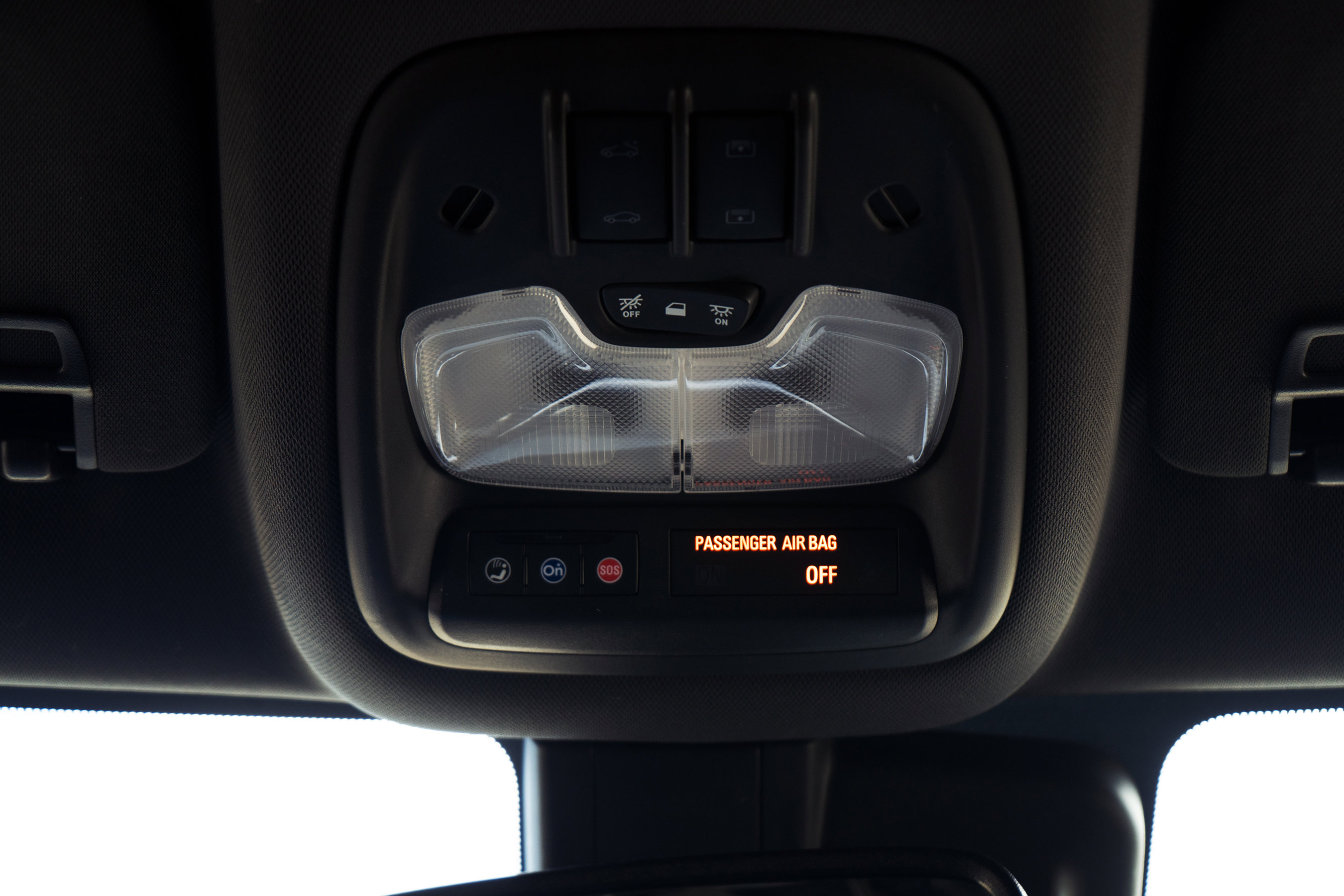 Used 2023 Chevrolet TrailBlazer RS w/ Sun and Liftgate Package image 37